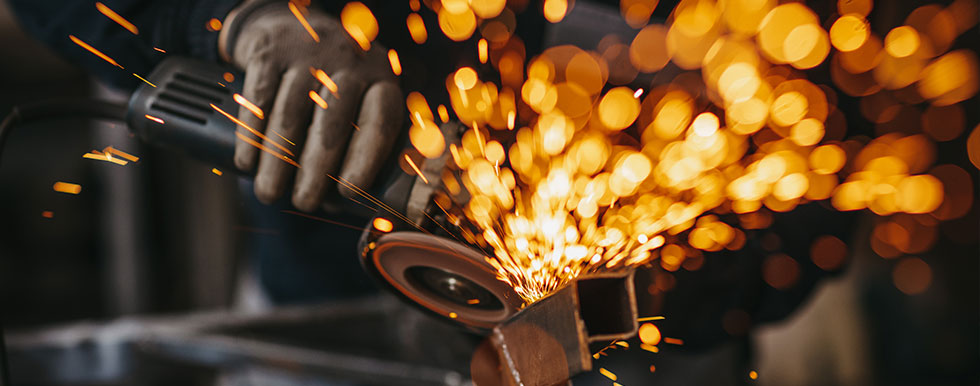 新能源汽车（EV）转型对金属加工行业的影响