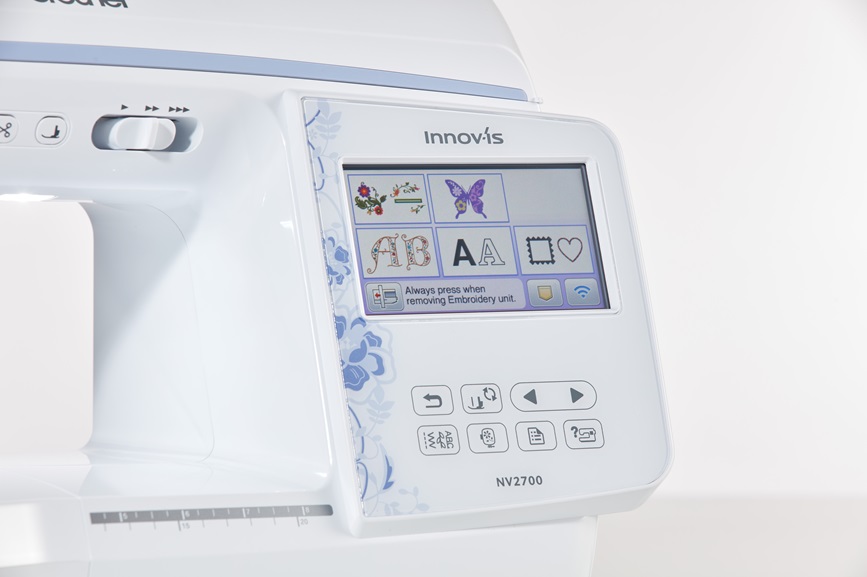 4.9英寸彩色LCD触摸屏